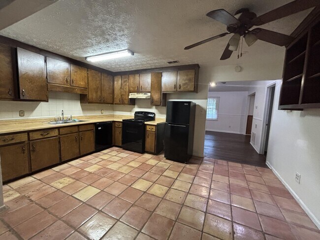 Building Photo - 151 Loblolly Dr