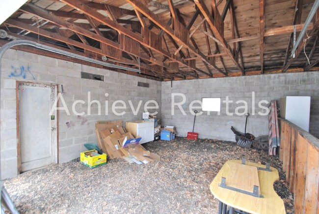 Building Photo - 24 S 300 E