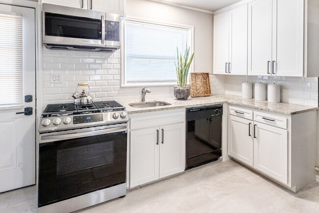 Interior Photo - Everly Apartments on Cherry Street