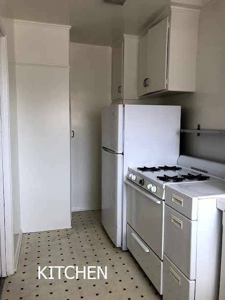 Building Photo - 829 S Le Doux Rd