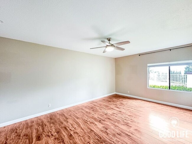 Building Photo - 5691 E Stetson Ct