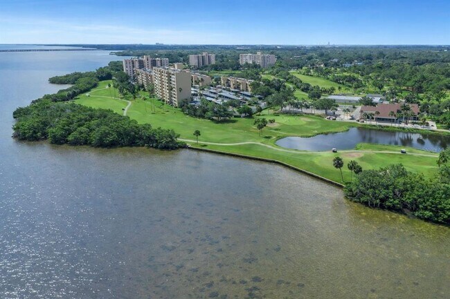 Building Photo - 2617 Cove Cay Dr