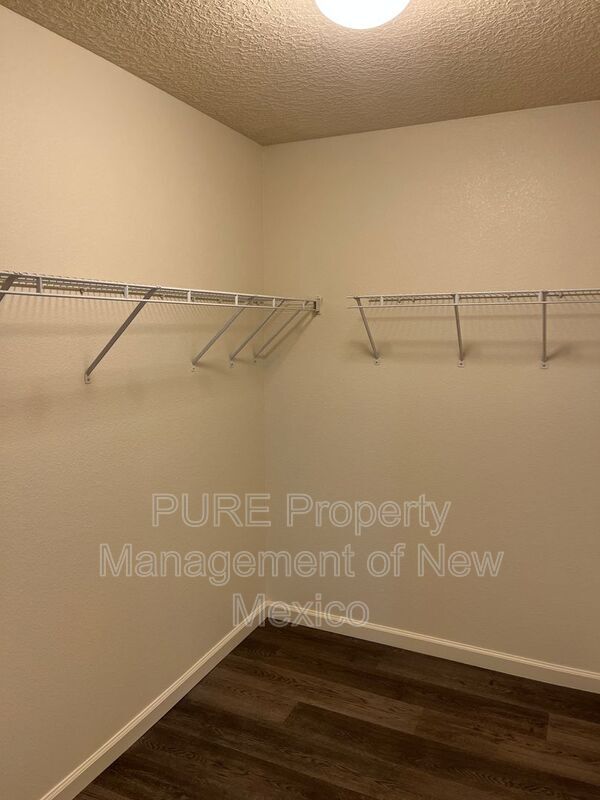 Building Photo - 3316 Prairie Ridge St SW