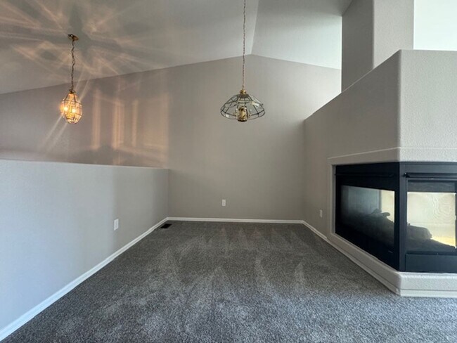 Building Photo - Charming 3BD Townhome in Gated Community just minutes from Peterson AFB & Fort Carson - Security ...