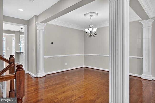 Building Photo - 21285 Park Grove Terrace