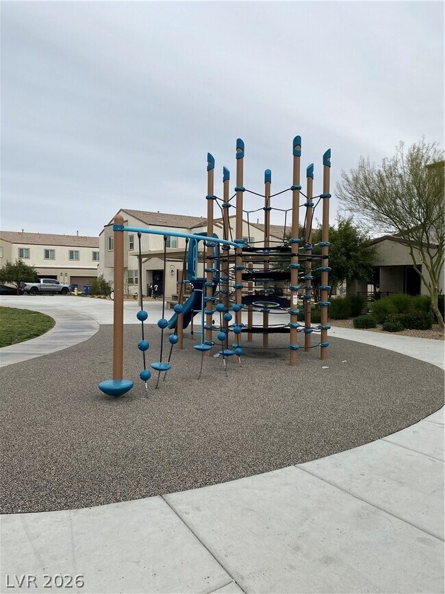 Building Photo - 3622 Hestia Ave