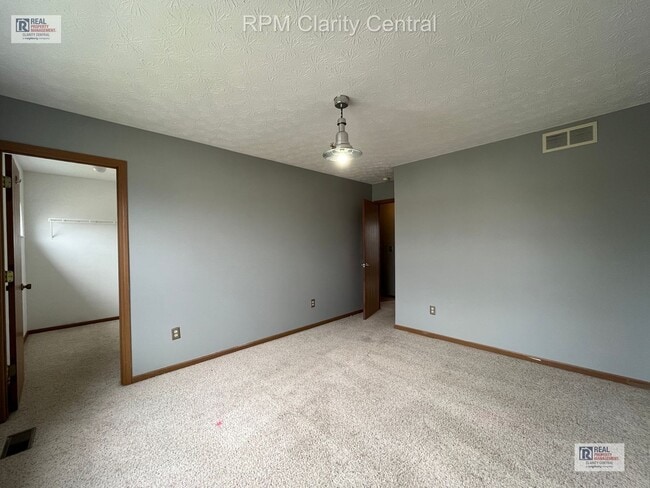 Building Photo - Spacious 4-Bedroom Home with Fenced Backyard, Deck, and 2-Car Garage