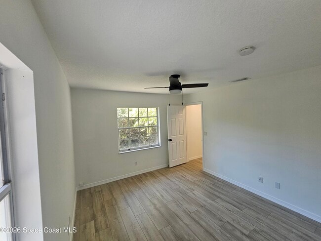 Building Photo - 1406 36th Ave
