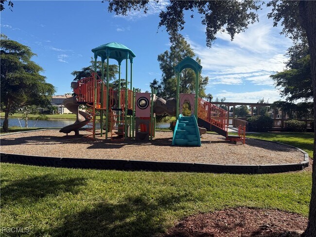 Building Photo - 9270 Belleza Way