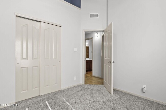 Building Photo - 14438 Miguel Terrazas Dr