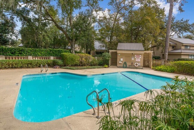 Building Photo - 310 Brockinton Marsh