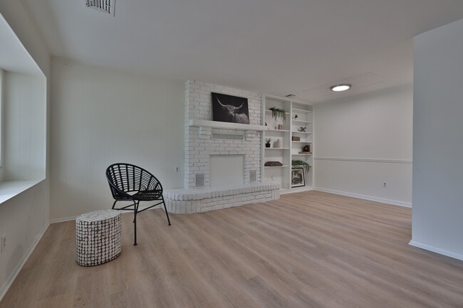 Building Photo - 11849 Ramsdale Ct