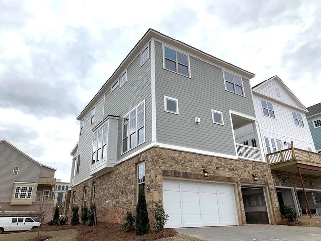 Building Photo - 640 Hanlon Way