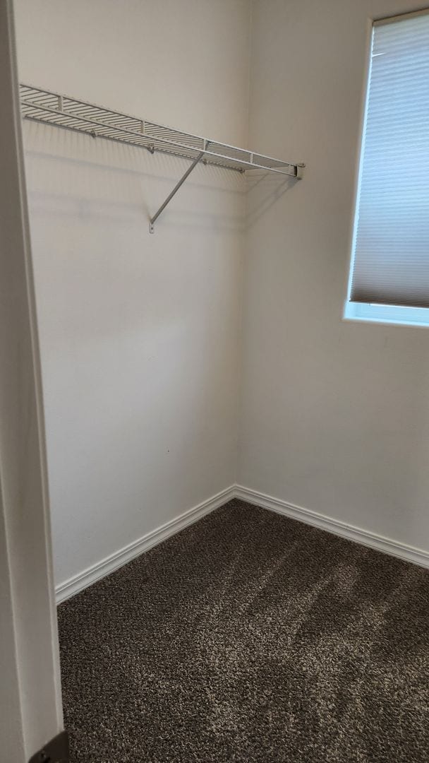 Building Photo - 3 bedroom 2.5 Bath house near Park Orchard...