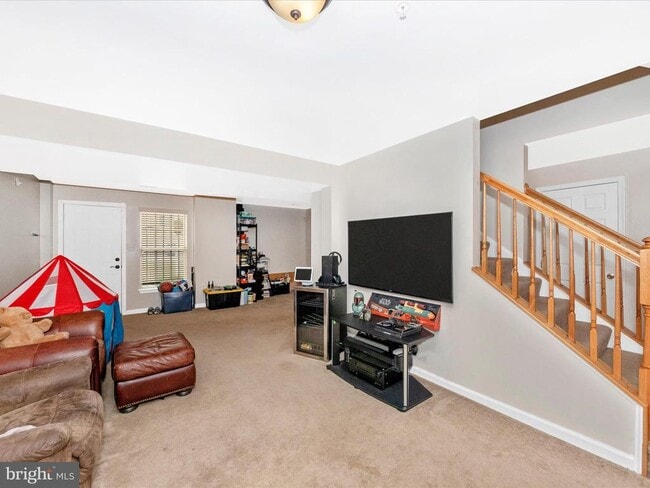 Building Photo - 8403 Black Willow Ct