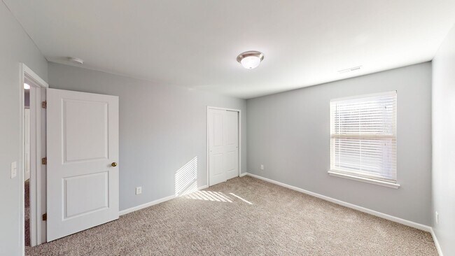 Building Photo - 16126 Long Talon Way
