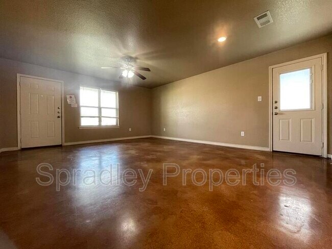 Building Photo - 1537 Chance Ct