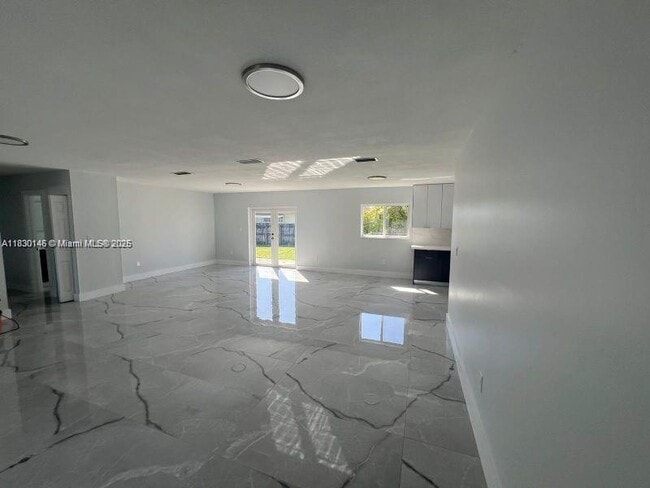 Building Photo - 3300 SW 127th Ct