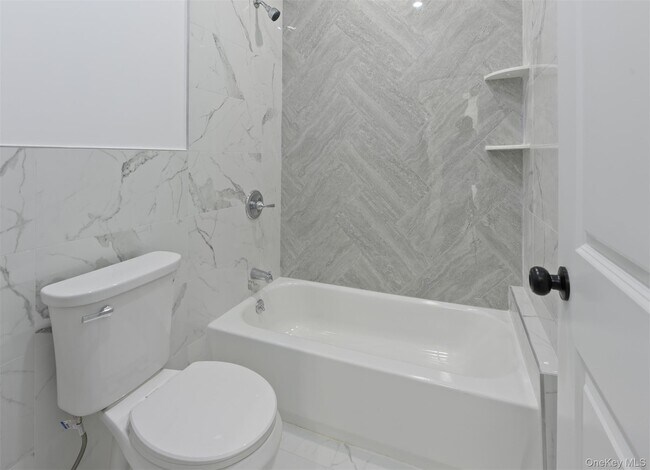 Building Photo - 613 Union Rd