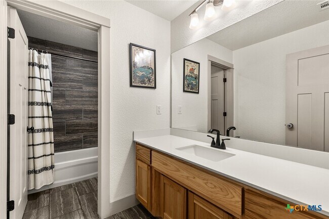 Building Photo - 2518 Inca Dove Dr