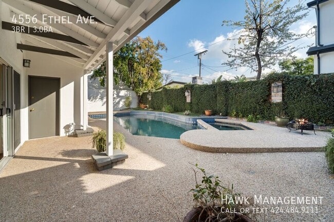 Building Photo - 4556 Ethel Ave