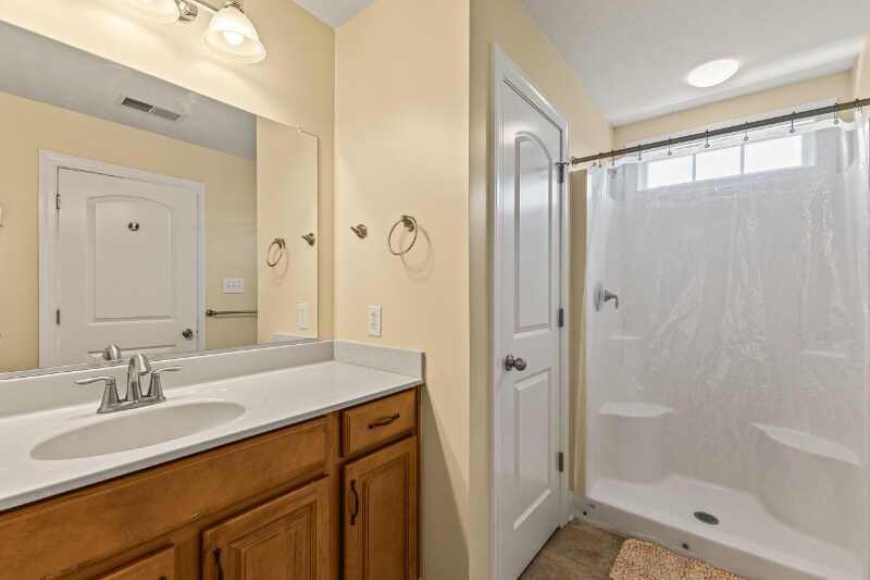 Building Photo - 375 Blue Stone Hills Dr
