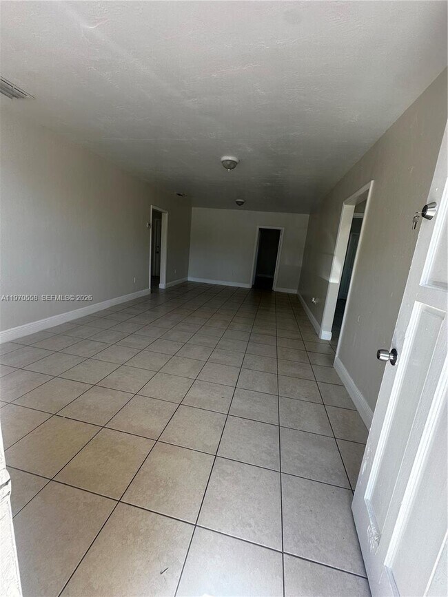 Building Photo - 237 NW 55th St