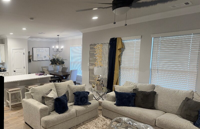 Building Photo - 105 Ethereal st