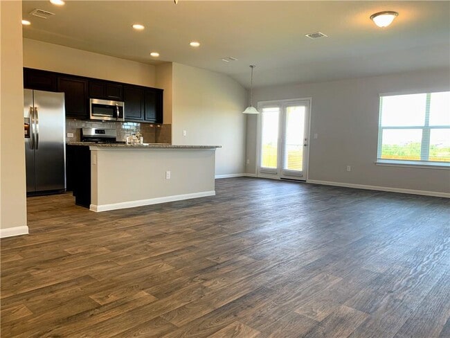 Building Photo - 3323 Brywood Dr
