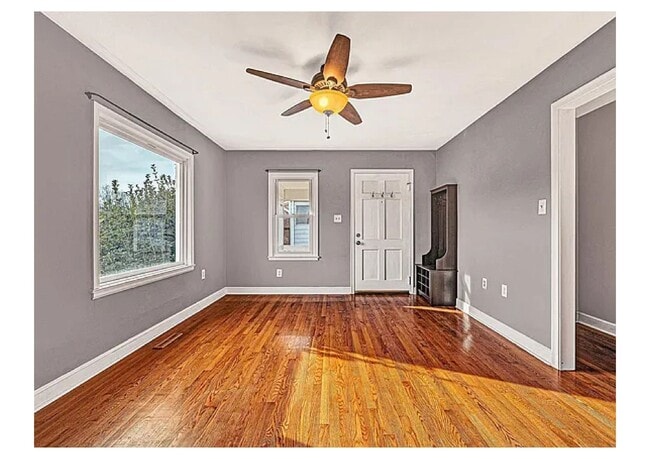 Building Photo - Charming 3BR in SW Roanoke | Fenced Yard | Hardwood Floors | Wasena Area