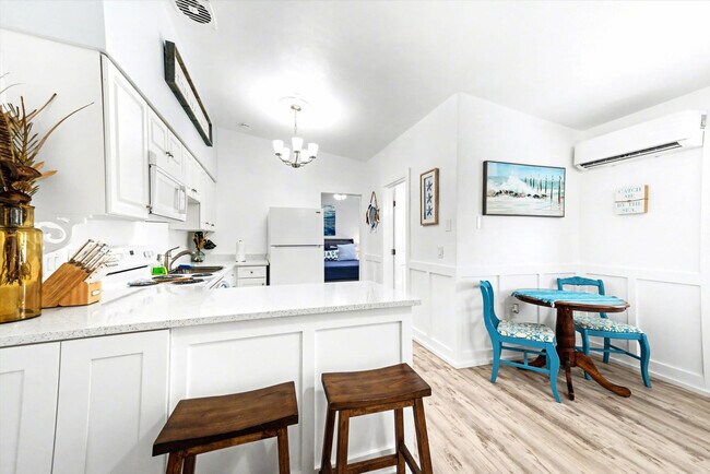 Building Photo - 711 E Gulf Blvd