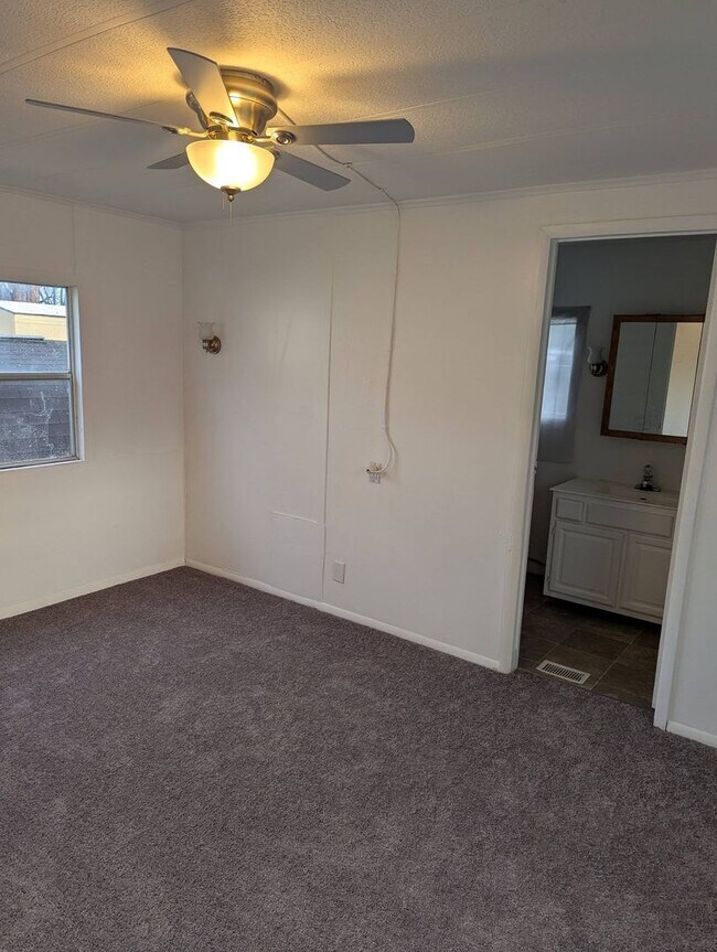 Building Photo - Big Rock West Mobile Home Park