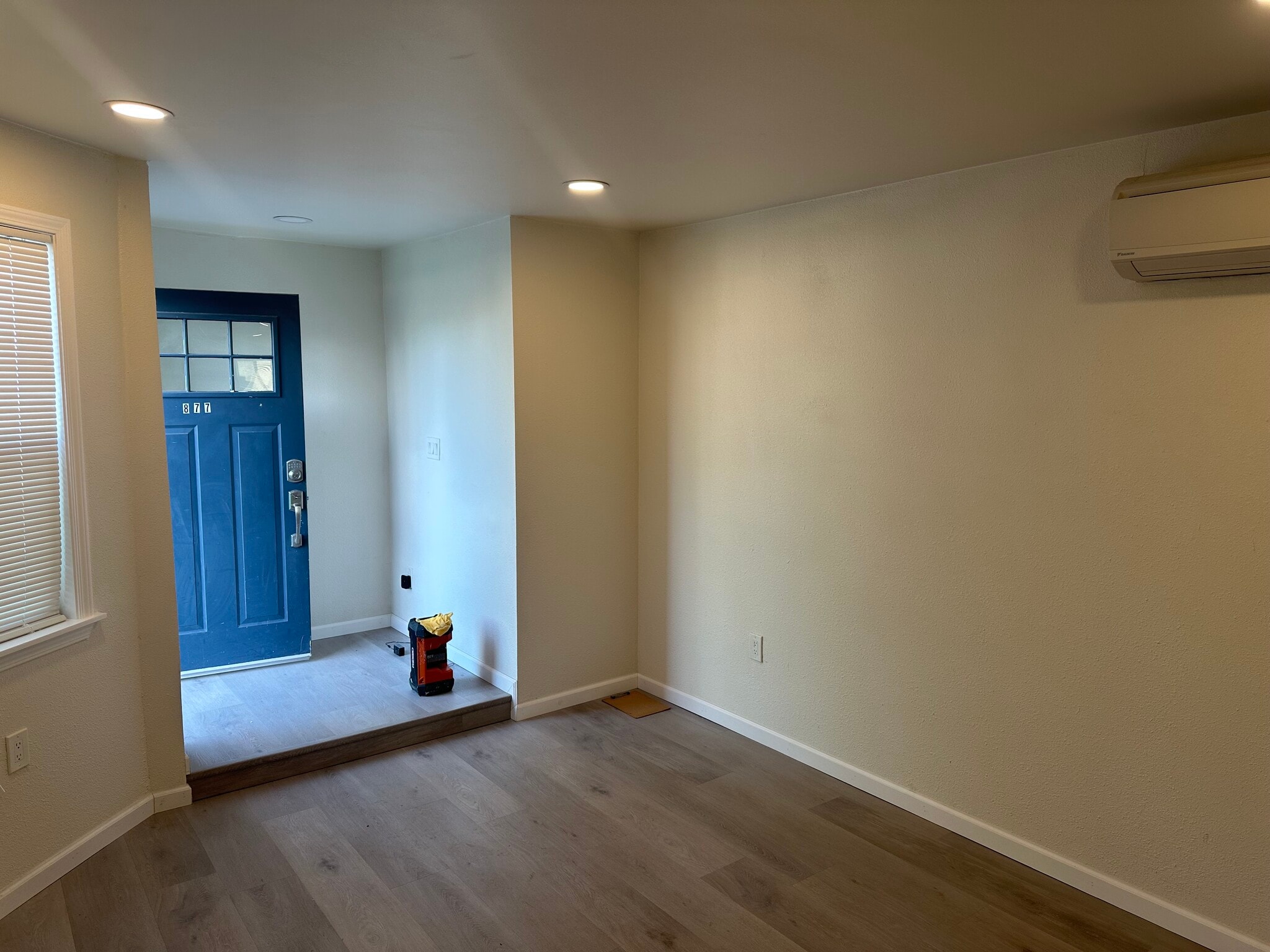 Building Photo - 875 29th St