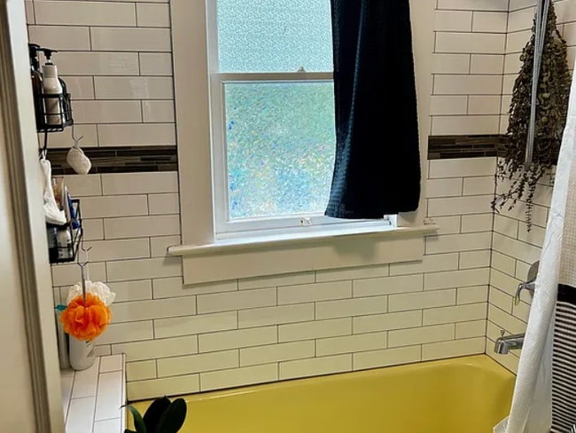 Building Photo - 1531 Hough St