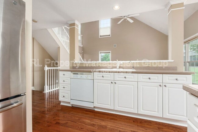 Building Photo - 484 Serenity Dr
