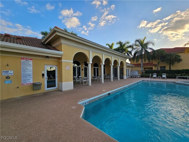 Building Photo - 4104 Bellasol Cir