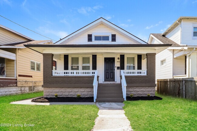 Primary Photo - 3732 River Park Dr
