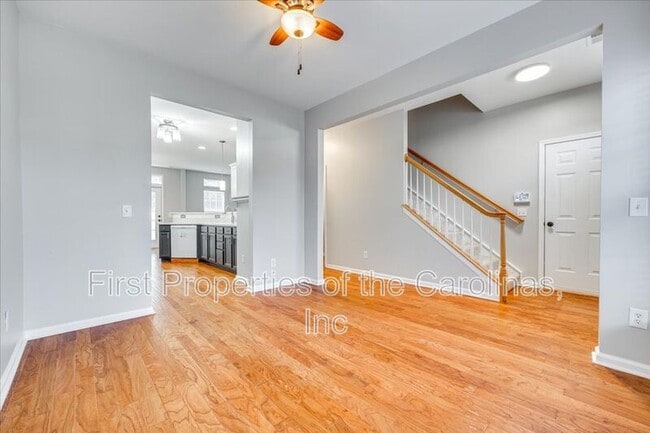 Building Photo - 618 Bayou Cir