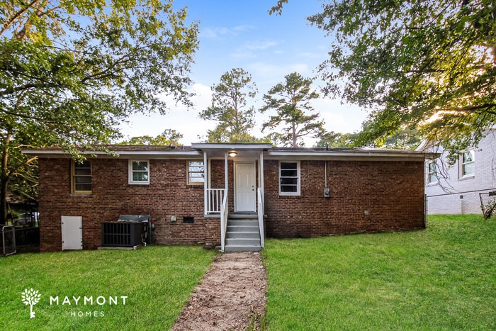 Building Photo - 1707 Long Shadow Ln
