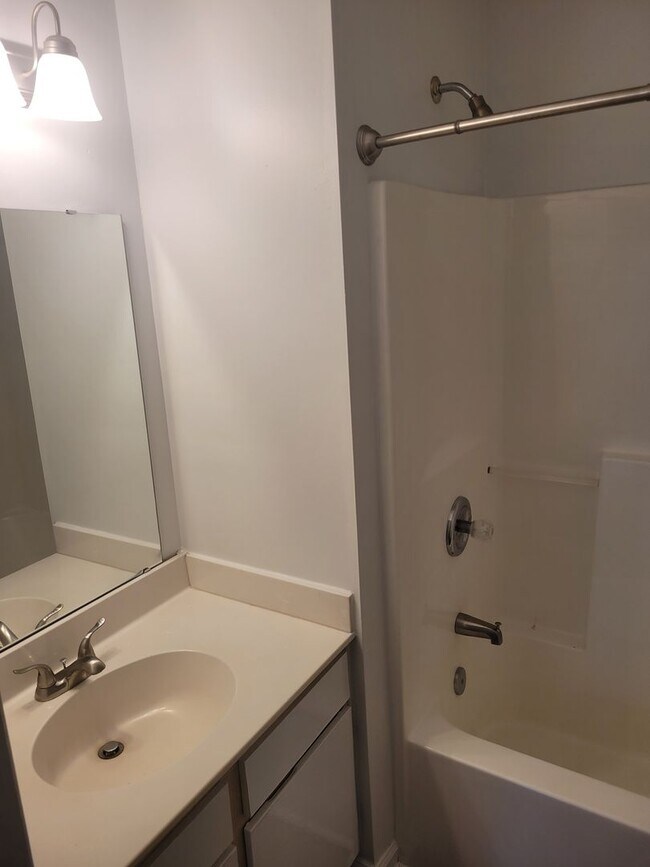 Building Photo - Where Comfort Meets Convenience!