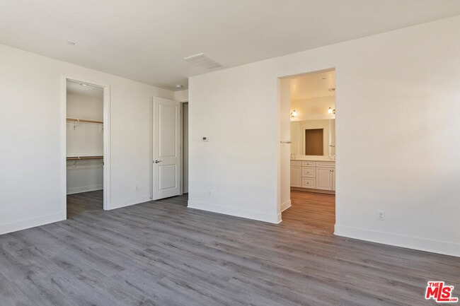 Building Photo - 11611 Cantara Dr