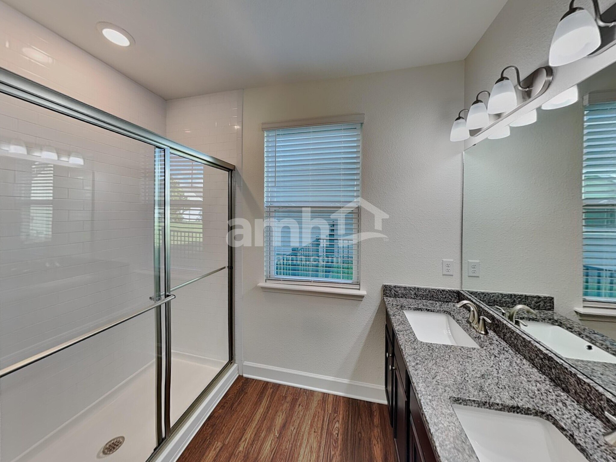 Building Photo - 158 Opal Way