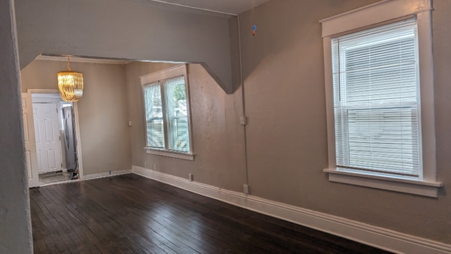 Building Photo - 4107 Flora Ave