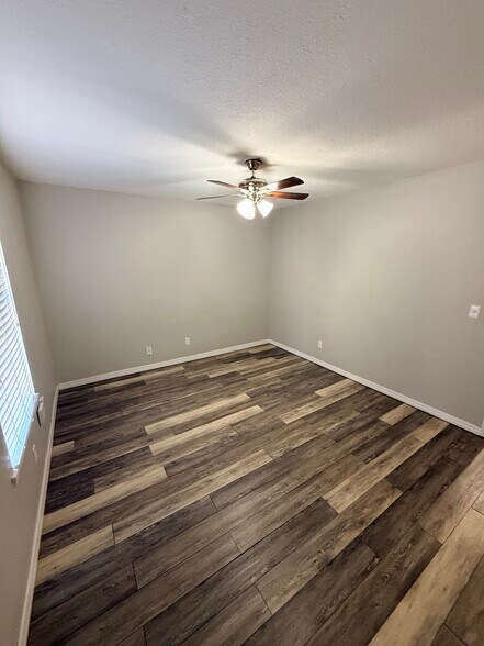 Building Photo - 822 Hardy Springs Cir