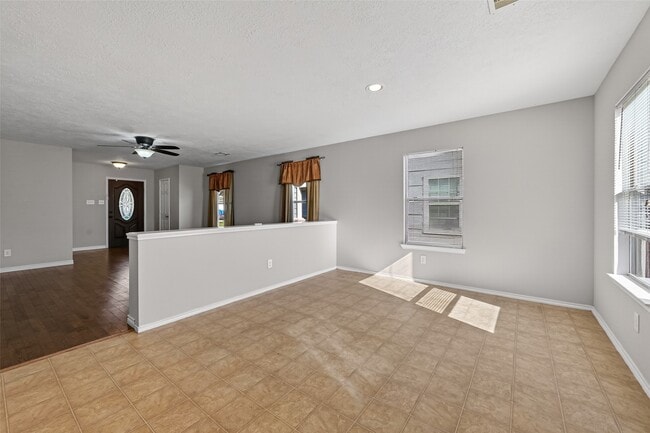 Building Photo - 20631 Tayman Oaks Dr