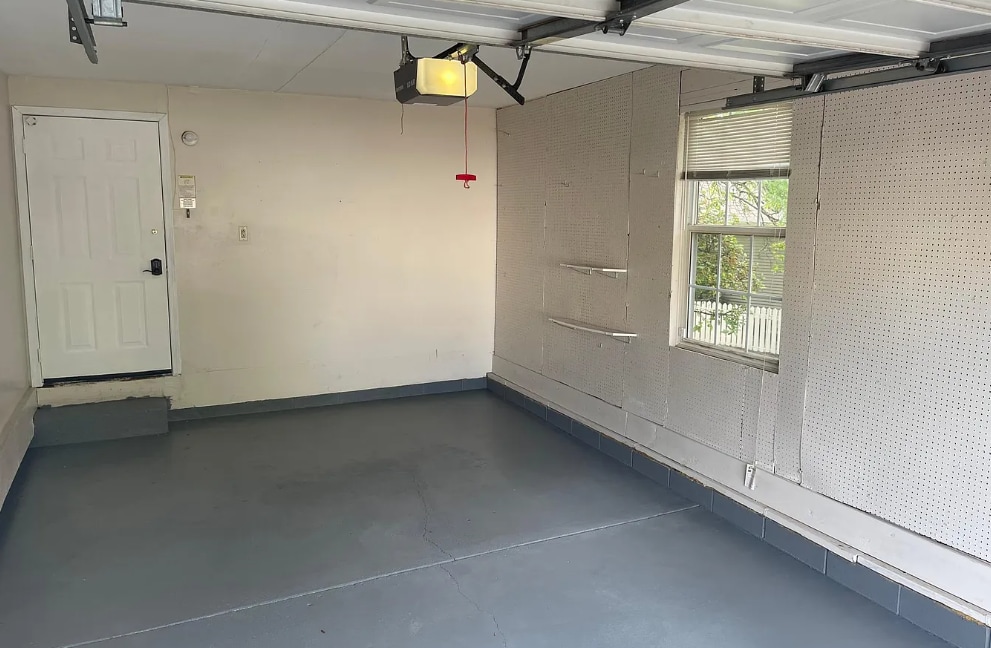 Building Photo - 2213 Cinnabar Pl