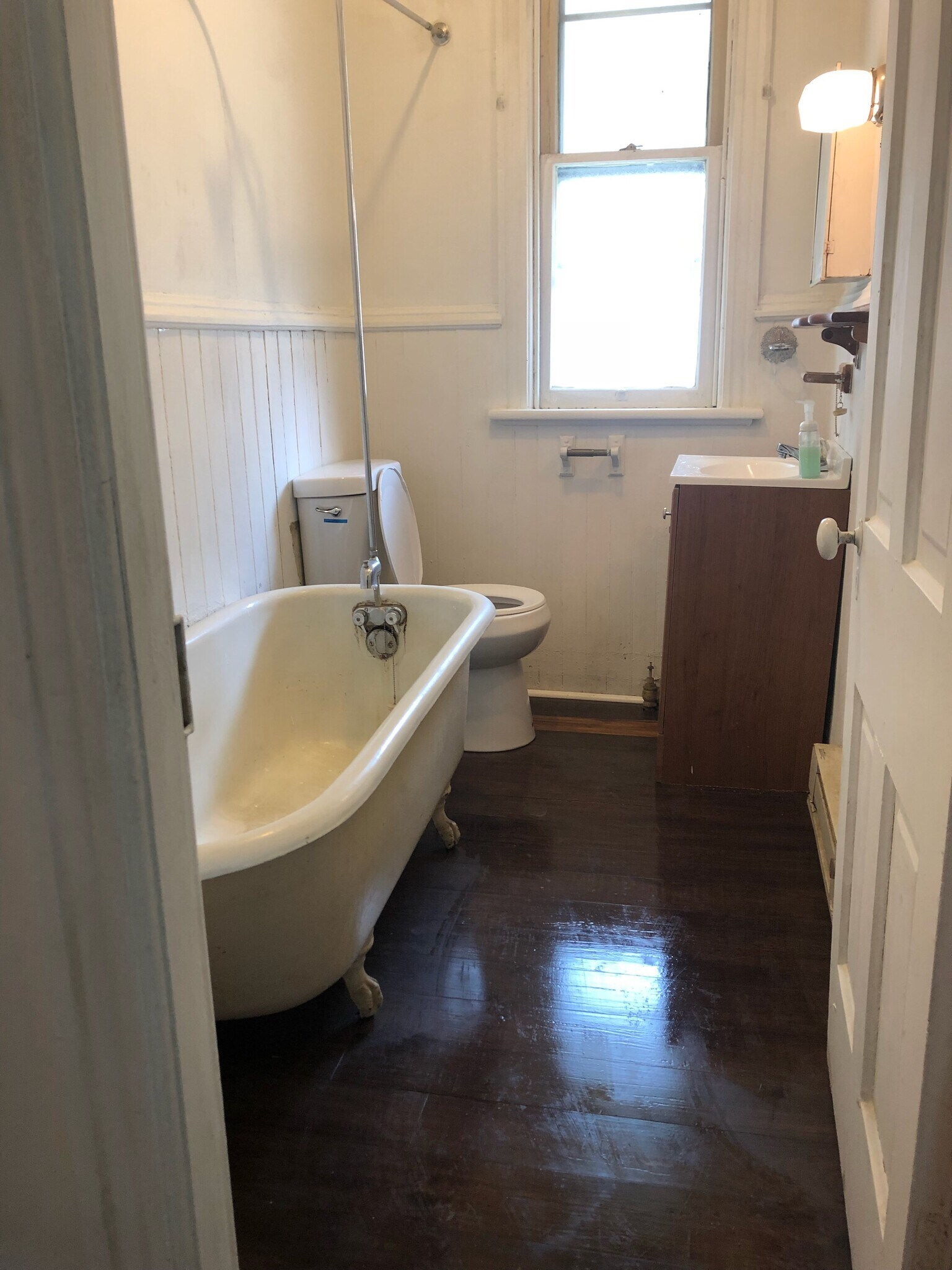 Building Photo - 27 S Locust St