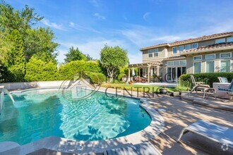 Building Photo - Stunning Executive Serrano Home with a Pool!