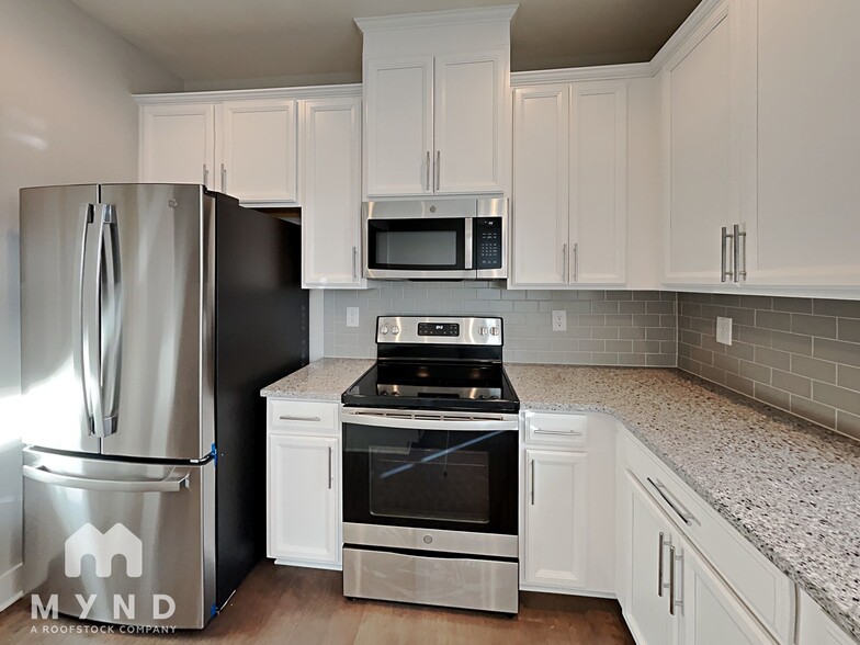 Building Photo - 2149 Arnage Dr