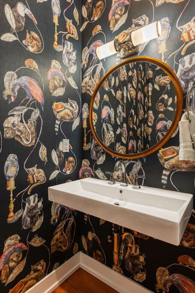 Building Photo - 1201 Jackson St